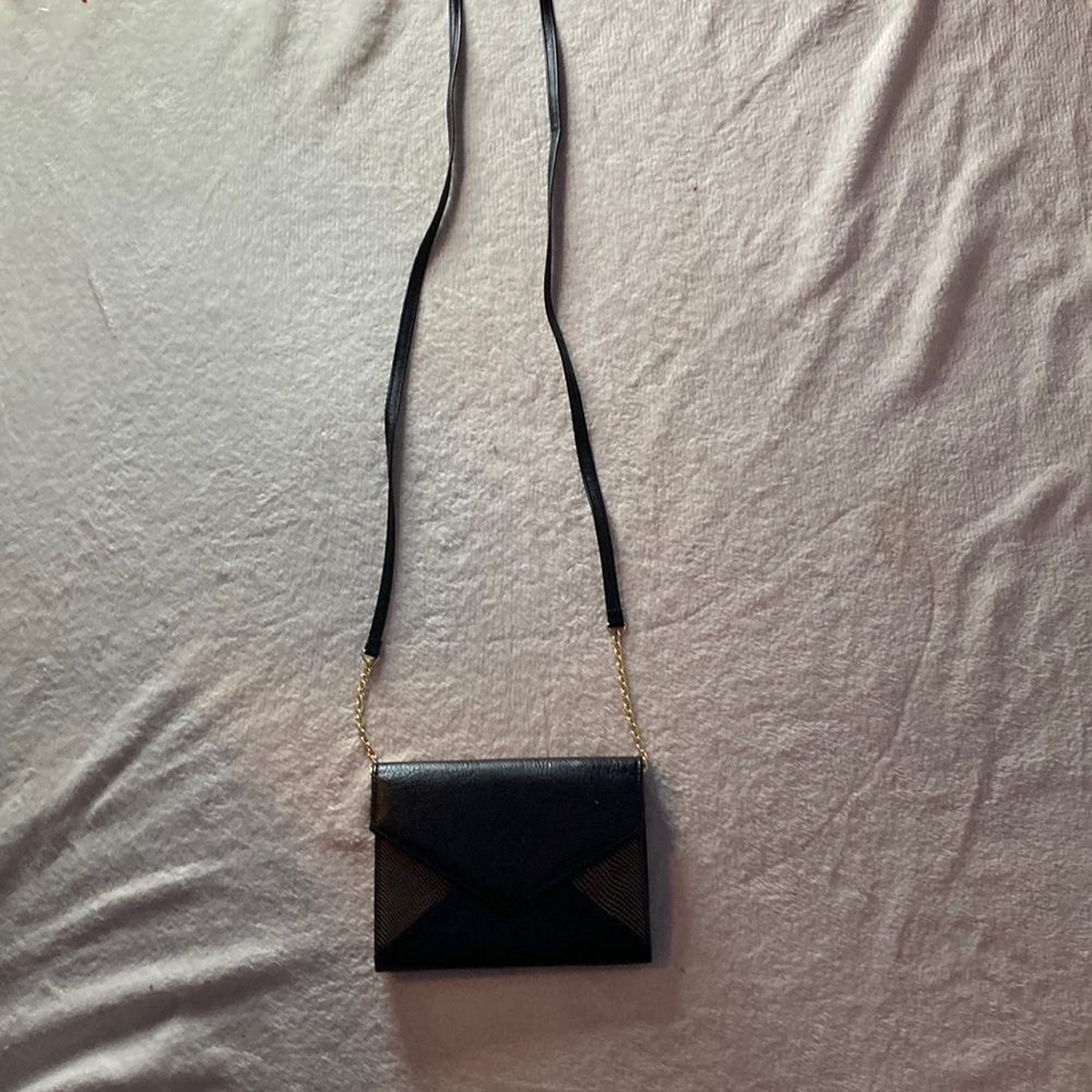 Black textured shoulder bag